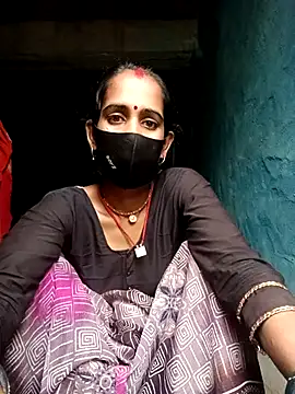 Snapshot of Mohni_Das chatting on June 25, 2:11 am Mohni Das online show from June 25, 2:11 am