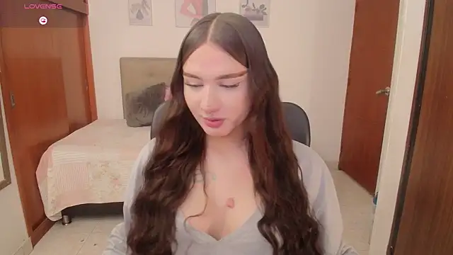 Miley Baker online show from November 18, 3:27 pm