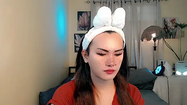 beatrice 21 online show from November 3, 12:57 am