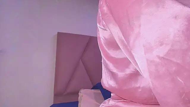 lay navas online show from October 30, 7:25 pm