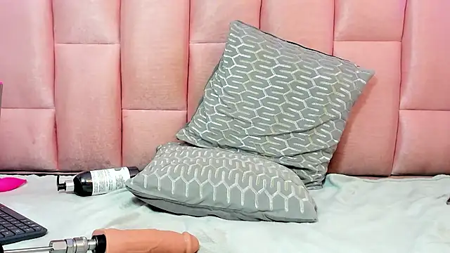 valeriaa19 online show from March 8, 8:33 am