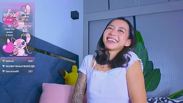 Mia Tin online show from October 11, 7:23 pm