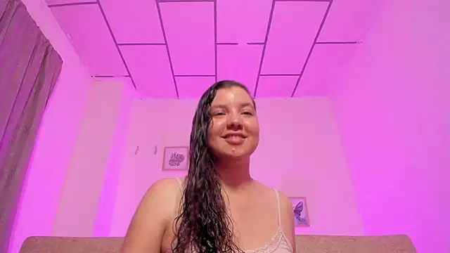 BUUNNY BELLA online show from July 10, 3:11 am