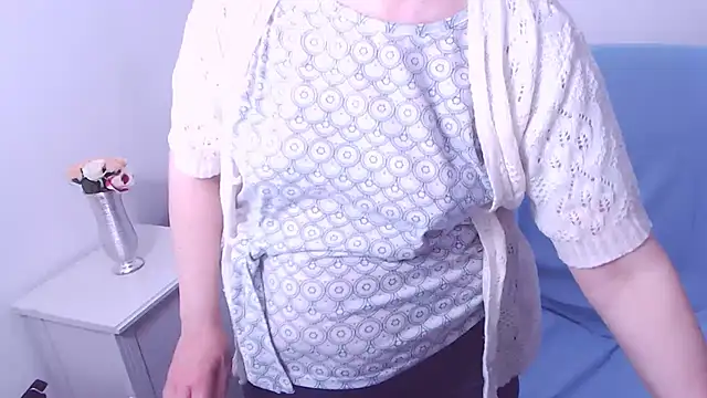 ChristaRose online show from February 14, 6:45 am