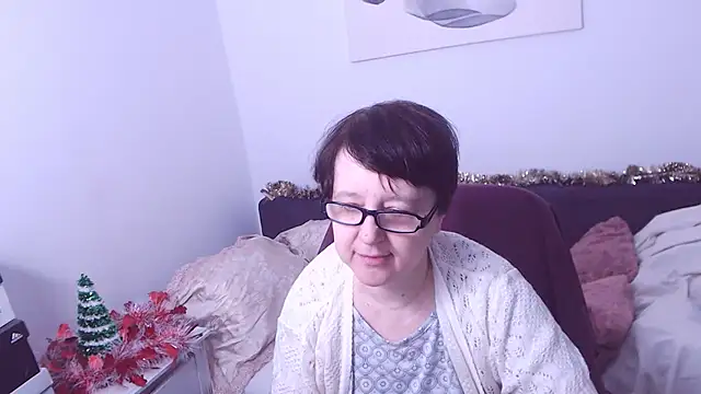 ChristaRose online show from December 19, 7:54 pm