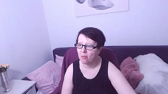 ChristaRose online show from March 29, 11:43 am