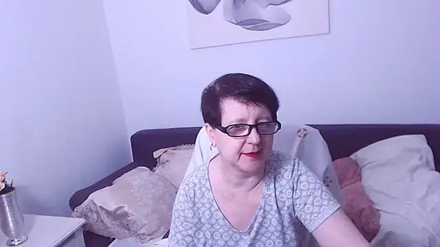 Snapshot of ChristaRose chatting on June 4, 8:04 pm ChristaRose online show from June 4, 8:04 pm