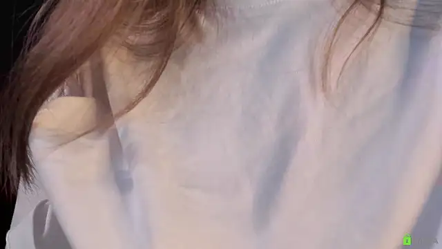 Courtney Luv online show from February 20, 1:33 pm