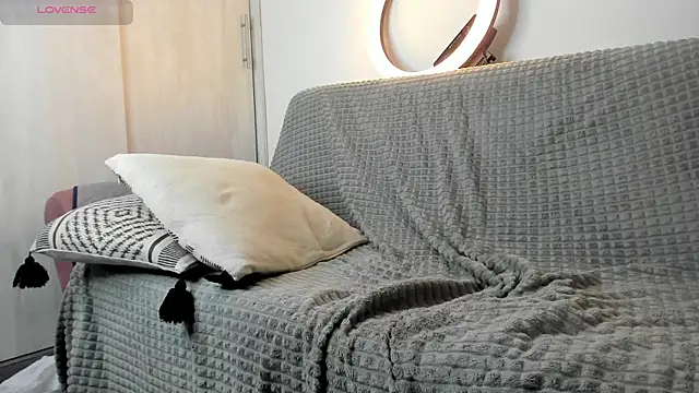 specter 27 online show from March 12, 11:01 pm