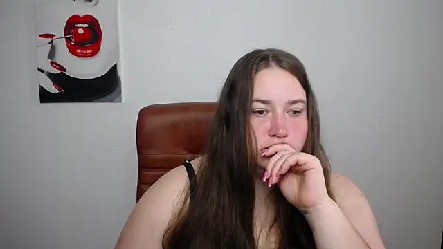 Snapshot of XX_Daniella_XX chatting on May 27, 6:43 am XX Daniella XX online show from May 27, 6:43 am