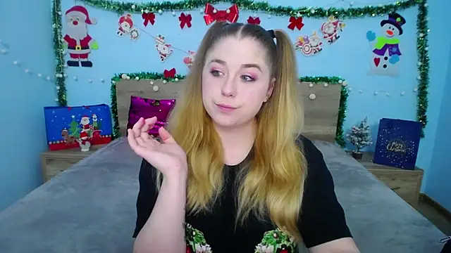 Snapshot of JessikaDaniel chatting on December 12, 7:19 am JessikaDaniel online show from December 12, 7:19 am