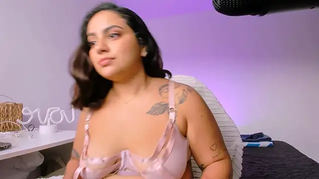 susy angel online show from February 7, 9:07 pm