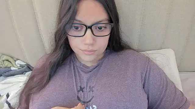 roniewester online show from March 12, 9:56 pm