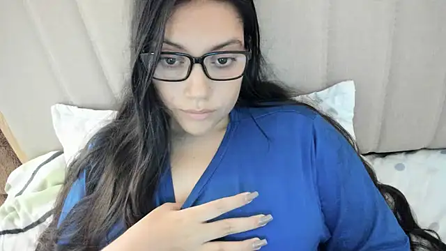 roniewester online show from September 17, 12:34 am