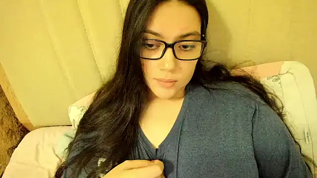 roniewester online show from May 30, 2:08 am