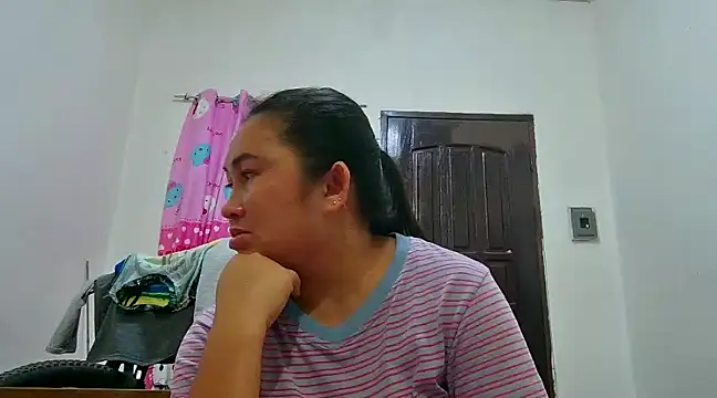 LalaiAsian online show from December 19, 7:29 pm