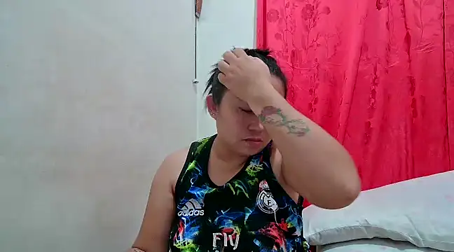 LalaiAsian online show from February 1, 5:37 pm