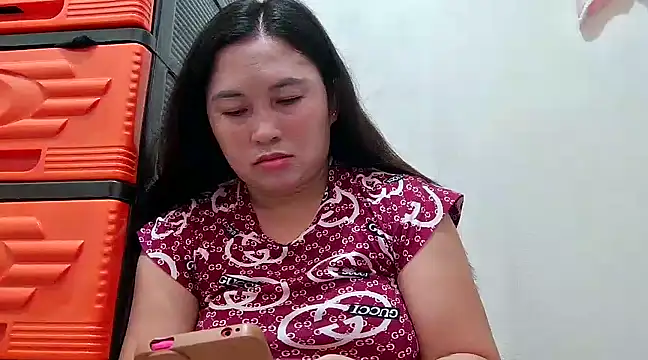 LalaiAsian online show from March 3, 4:24 pm