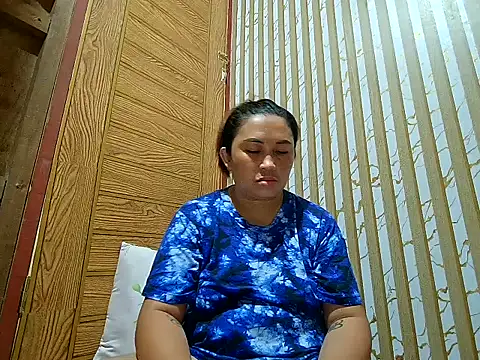 LalaiAsian online show from December 4, 10:13 am