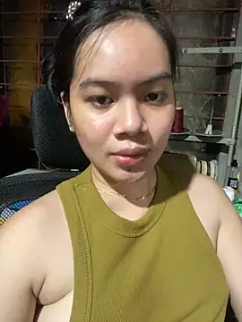 Snapshot of Hebefemme chatting on March 1, 9:26 pm Hebefemme online show from March 1, 9:26 pm