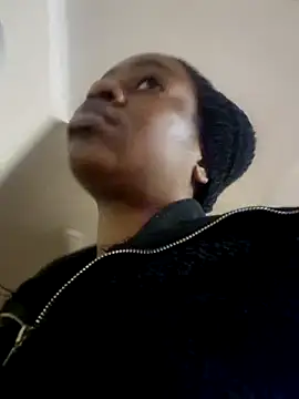 Sexynaughty Gal online show from April 17, 8:23 pm