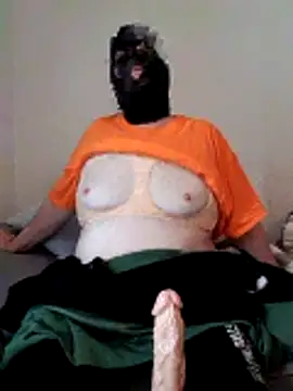 Snapshot of FuckTrans chatting on April 4, 2:58 pm FuckTrans online show from April 4, 2:58 pm