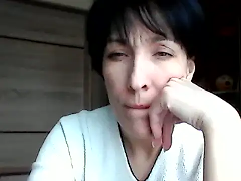 SunnyAmorre online show from March 13, 7:53 am