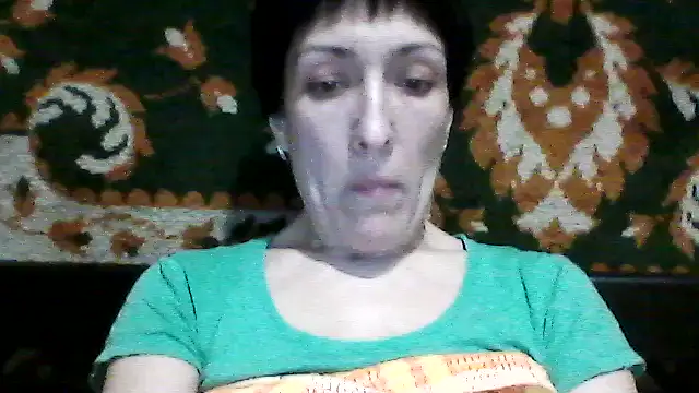 SunnyAmorre online show from January 17, 8:45 pm