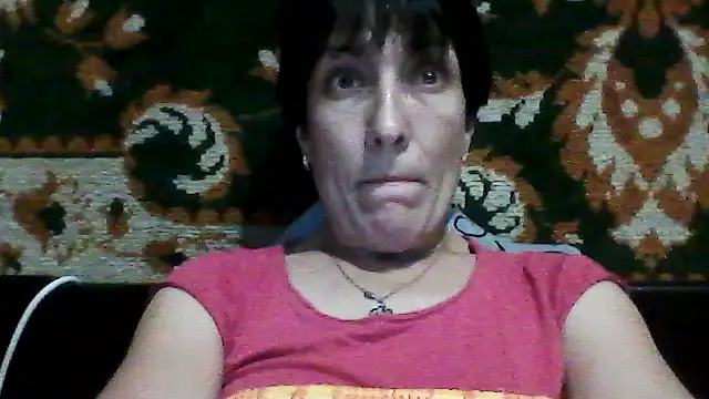 Snapshot of SunnyAmorre chatting on June 7, 8:23 pm SunnyAmorre online show from June 7, 8:23 pm
