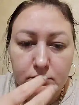 Rini333 online show from February 8, 3:53 pm