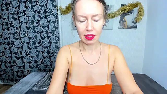 BrendaCain online show from January 8, 1:11 am