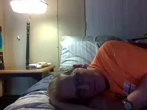 jck1m0t online show from December 22, 6:26 pm