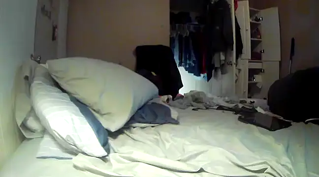 jck1m0t online show from January 17, 7:30 am