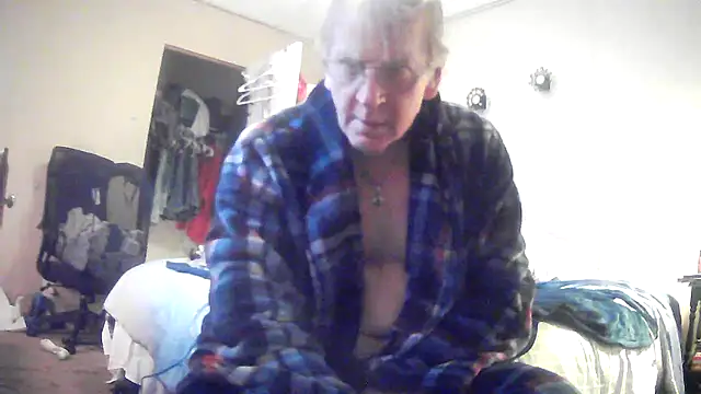 jck1m0t online show from February 3, 4:35 am