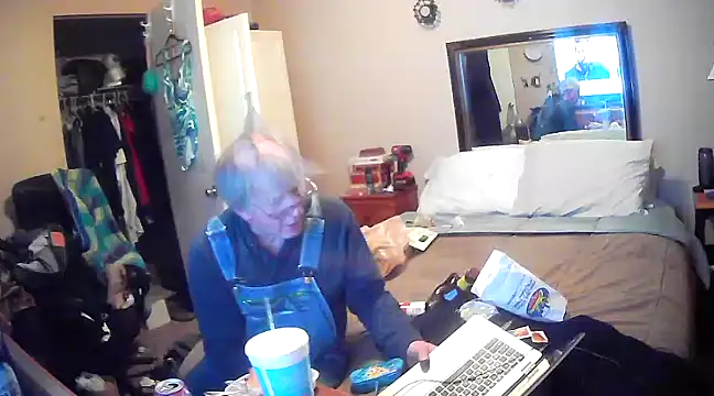 jck1m0t online show from March 7, 6:46 am