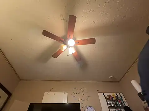 jck1m0t online show from February 12, 12:05 am