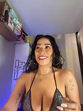 Snapshot of AsianMilfSheryl chatting on July 2, 5:57 am AsianMilfSheryl online show from July 2, 5:57 am