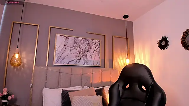 Snapshot of Samantha_Brooke chatting on February 25, 1:32 pm Samantha Brooke online show from February 25, 1:32 pm