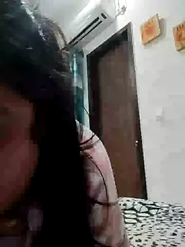 Srishtijain51 online show from December 30, 7:21 pm