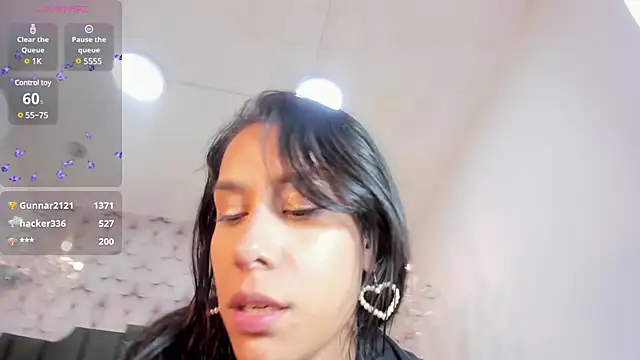 Snapshot of PilarJones_ chatting on January 8, 6:20 pm PilarJones online show from January 8, 6:20 pm