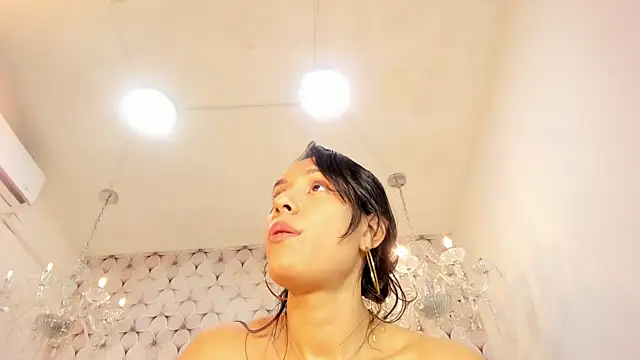 Snapshot of PilarJones_ chatting on January 9, 3:55 pm PilarJones online show from January 9, 3:55 pm
