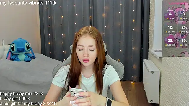 Hot Mia  online show from January 21, 12:18 pm