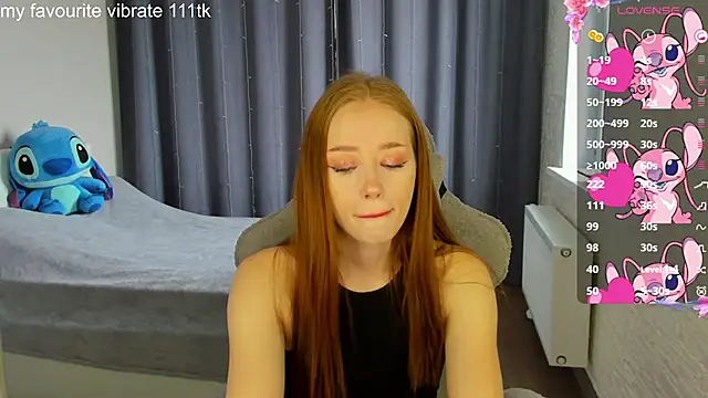 Hot Mia  online show from March 21, 11:44 am