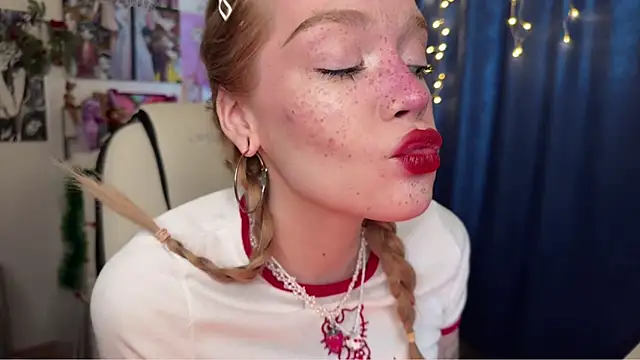 boobsybootie online show from January 3, 9:04 am