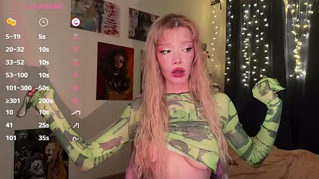 boobsybootie online show from March 7, 5:28 pm