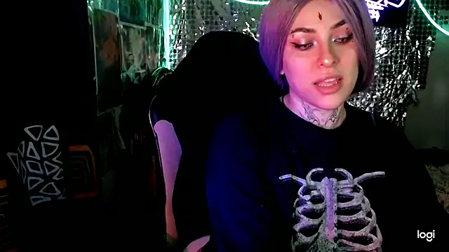 Snapshot of JINX_26 chatting on February 1, 2:54 am JINX 26 online show from February 1, 2:54 am