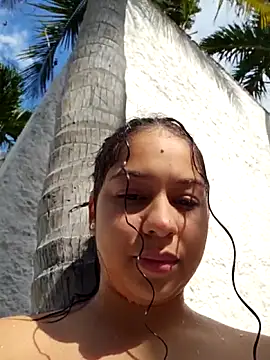 Snapshot of Shara_dreams chatting on February 20, 7:58 pm Shara dreams online show from February 20, 7:58 pm