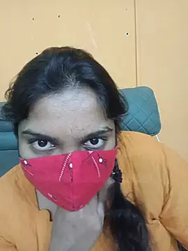 Snapshot of lovely-latha chatting on May 15, 6:48 pm lovely-latha online show from May 15, 6:48 pm
