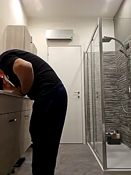 Snapshot of kekko-1982 chatting on December 19, 12:56 pm kekko-1982 online show from December 19, 12:56 pm