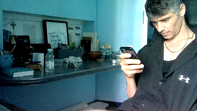 Snapshot of houseofbrats chatting on July 6, 5:26 am houseofbrats online show from July 6, 5:26 am